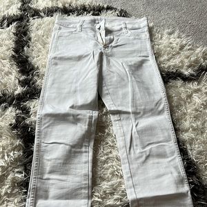 white skinny jeans